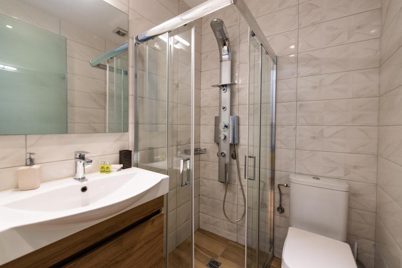 Lefkas City Apartments & Suites Lefkáda エクステリア 写真