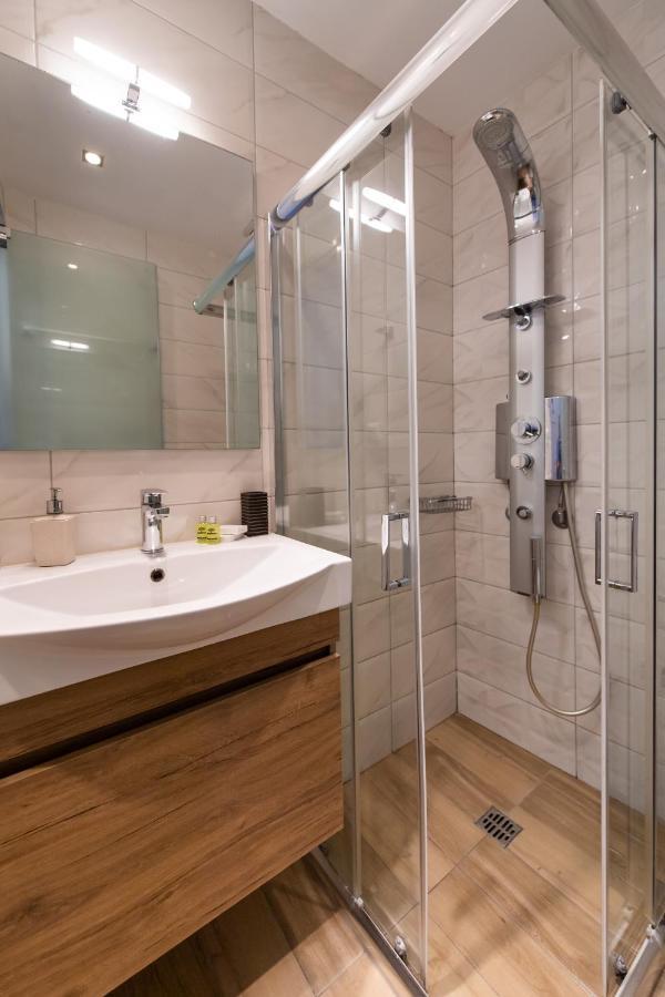 Lefkas City Apartments & Suites Lefkáda エクステリア 写真